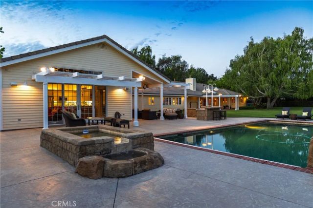 1320 Foxenwood Drive, Santa Maria, CA 93455
