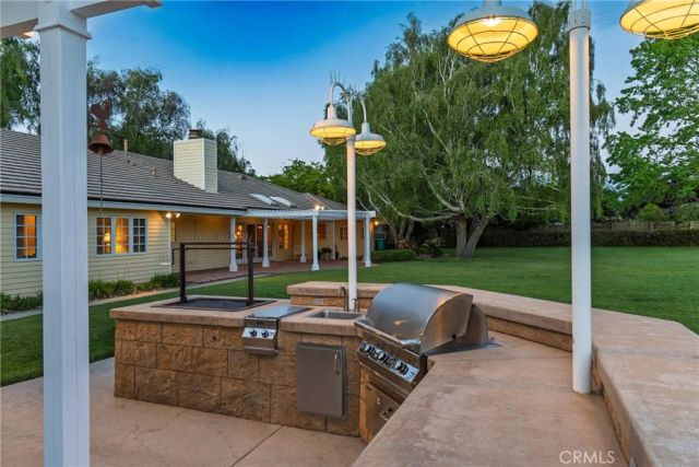 1320 Foxenwood Drive, Santa Maria, CA 93455