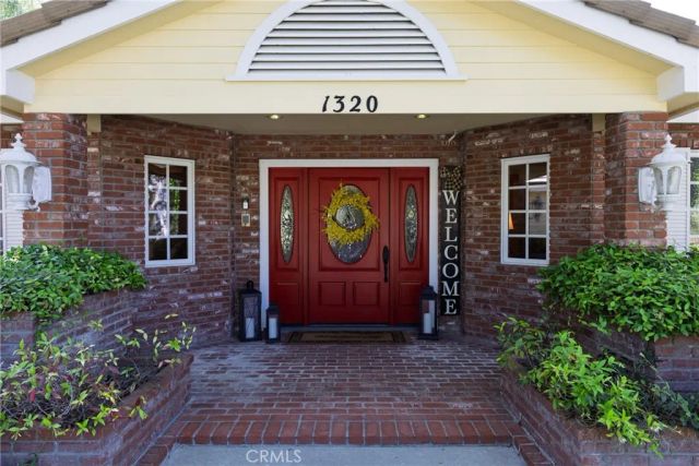 1320 Foxenwood Drive, Santa Maria, CA 93455
