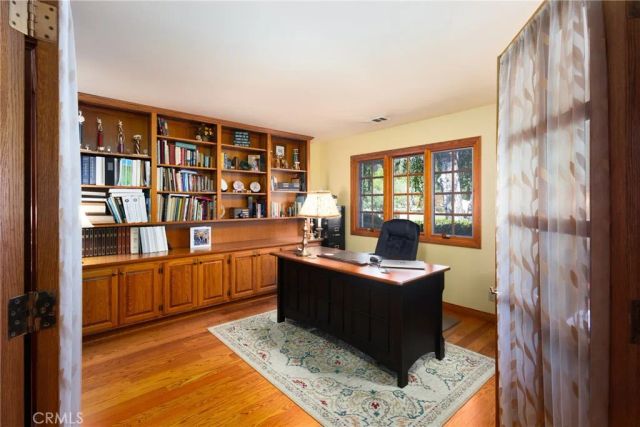 1320 Foxenwood Drive, Santa Maria, CA 93455