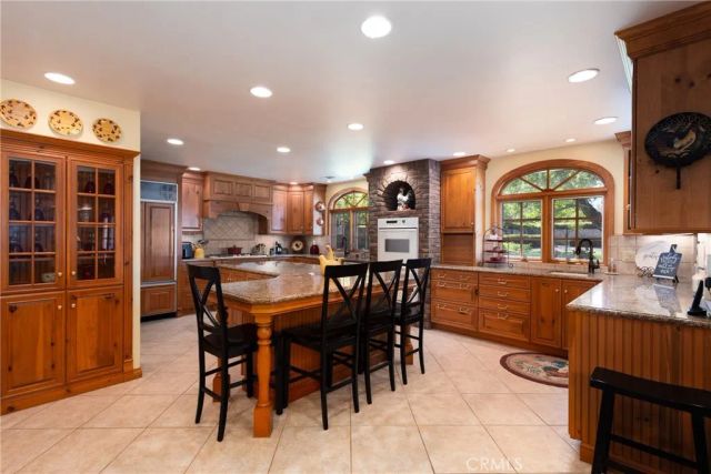 1320 Foxenwood Drive, Santa Maria, CA 93455