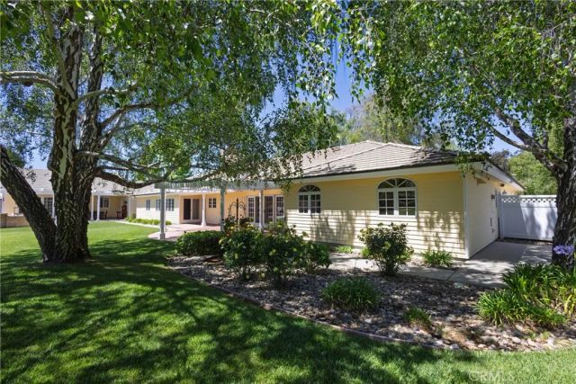 1320 Foxenwood Drive, Santa Maria, CA 93455