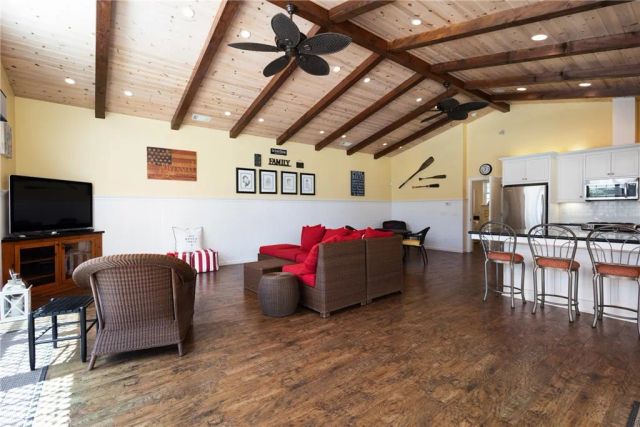 1320 Foxenwood Drive, Santa Maria, CA 93455