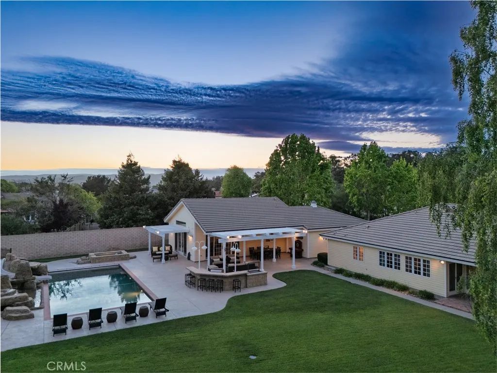 1320 Foxenwood Drive, Santa Maria, CA 93455