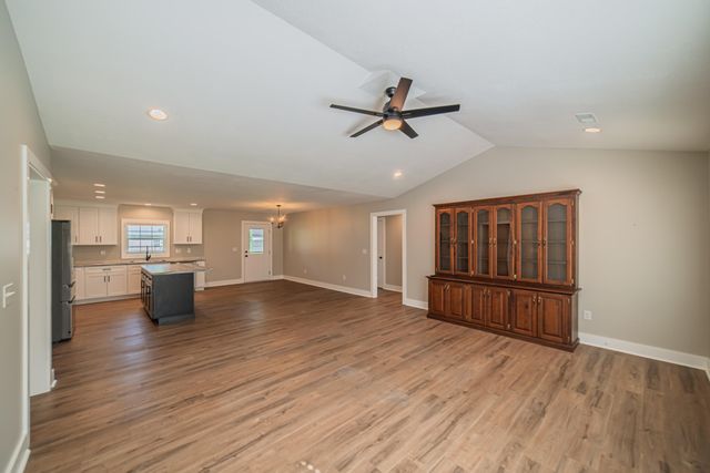 1915 Evelyn Drive, Paducah, KY 42003