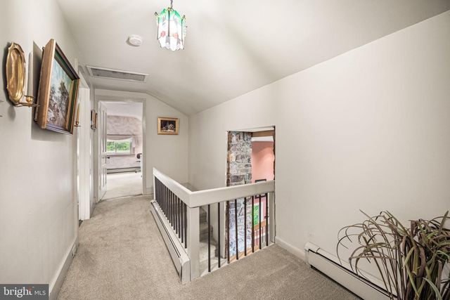 41 S FORGE MANOR DR, Phoenixville, PA 19460