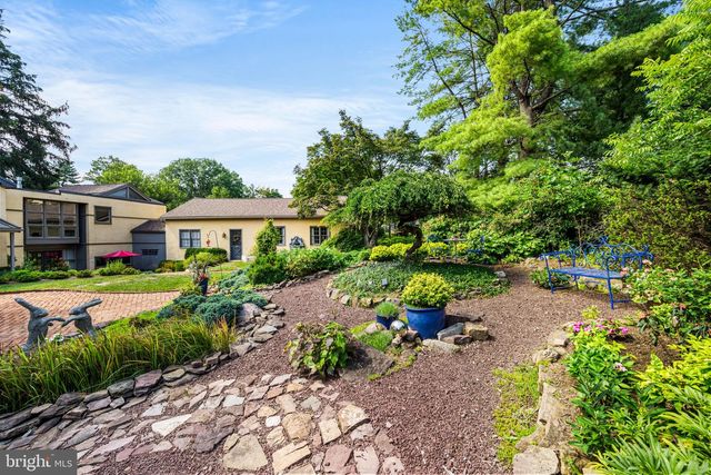 41 S FORGE MANOR DR, Phoenixville, PA 19460
