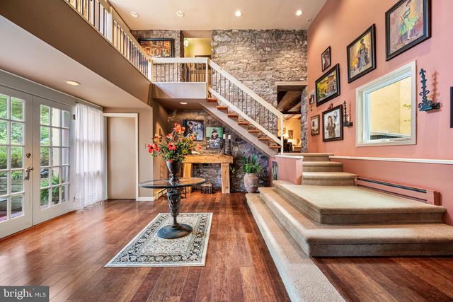 41 S FORGE MANOR DR, Phoenixville, PA 19460