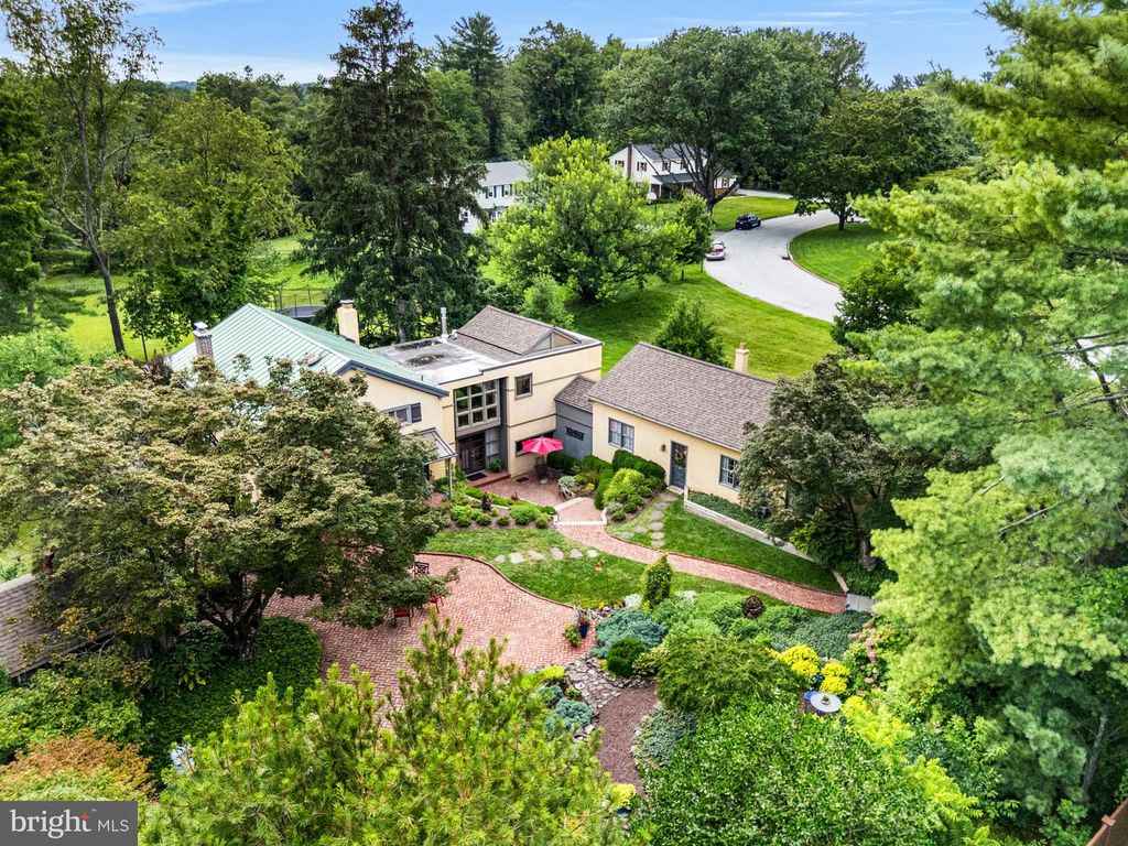 41 S FORGE MANOR DR, Phoenixville, PA 19460