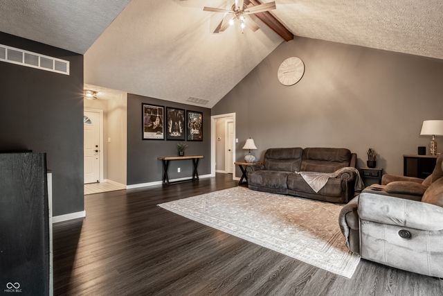 6907 E County Road 825 S, Mooresville, IN 46158