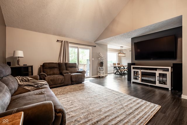 6907 E County Road 825 S, Mooresville, IN 46158