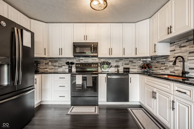 6907 E County Road 825 S, Mooresville, IN 46158