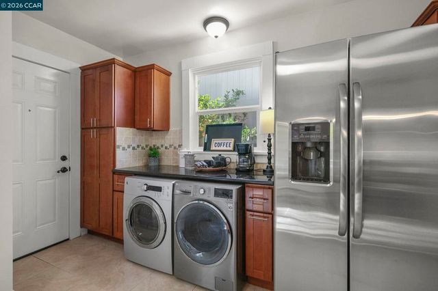 4426 4426 Park Blvd, Oakland, CA 94602