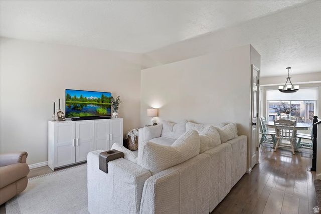 4645 S 3950 W, Roy, UT 84067