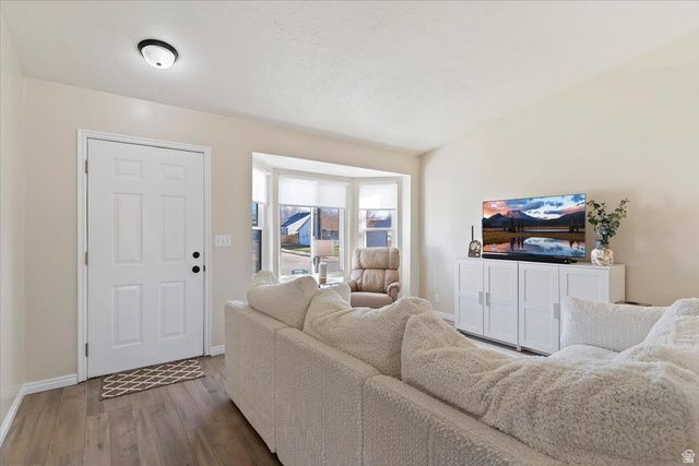 4645 S 3950 W, Roy, UT 84067