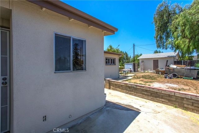 12190 Gladys, Yucaipa, CA 92399