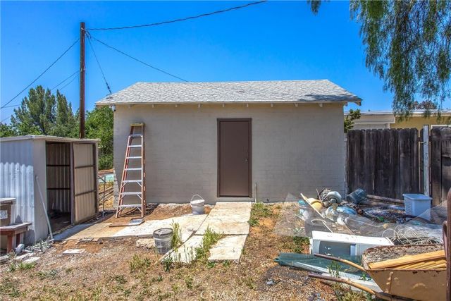 12190 Gladys, Yucaipa, CA 92399