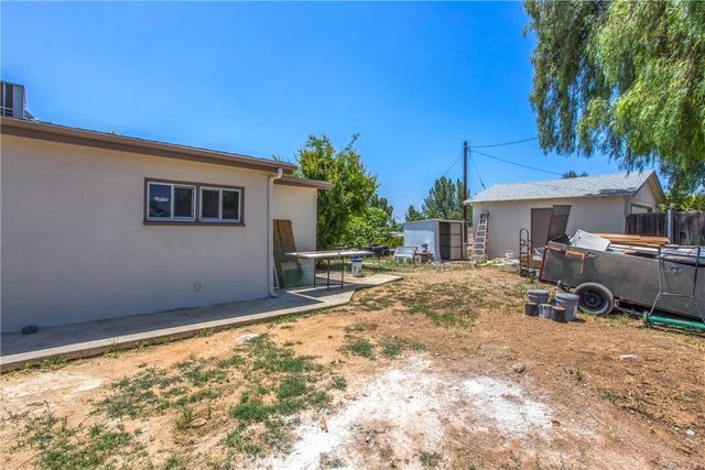 12190 Gladys, Yucaipa, CA 92399