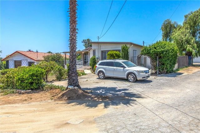 12190 Gladys, Yucaipa, CA 92399