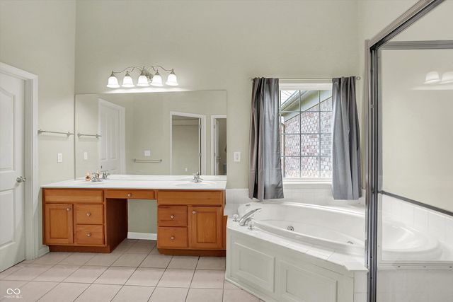 5622 Blackfoot Trail, Carmel, IN 46033