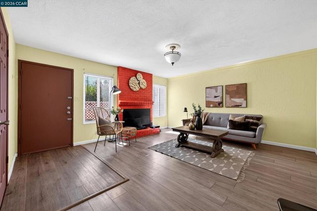 2900 Pear St, Antioch, CA 94509