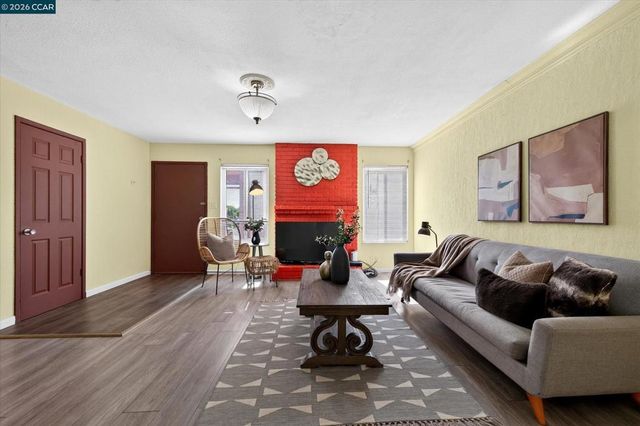 2900 Pear St, Antioch, CA 94509