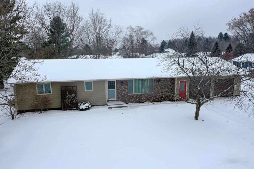 549 ZIRNGIBLE CIRCLE, Medford, WI 54451