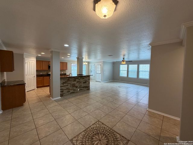 5408 COLUMBIA DR, Cibolo, TX 78108