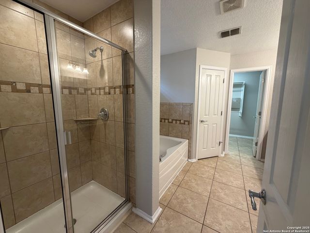 5408 COLUMBIA DR, Cibolo, TX 78108