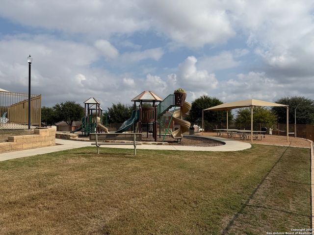 5408 COLUMBIA DR, Cibolo, TX 78108