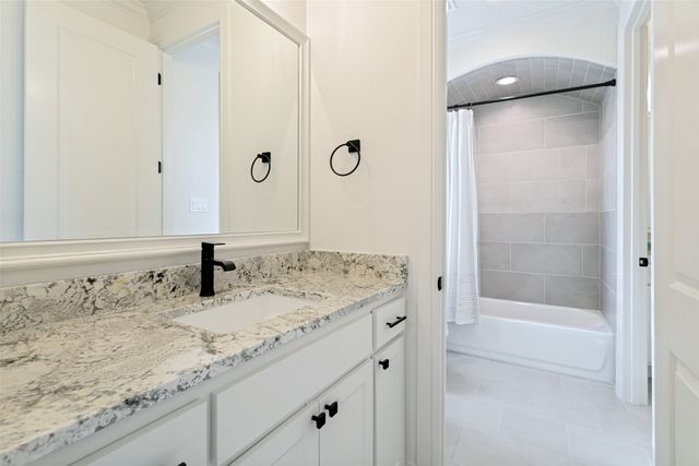 12000 Bella Vino Drive, Fort Worth, TX 76126