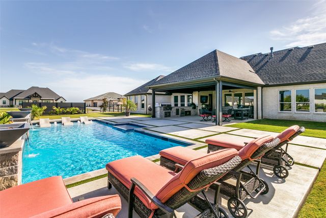 12000 Bella Vino Drive, Fort Worth, TX 76126