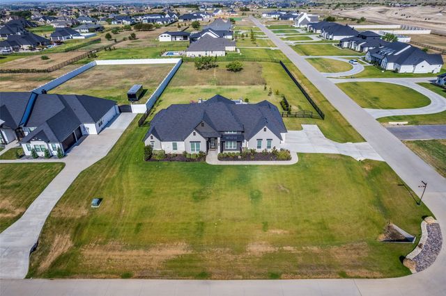 12000 Bella Vino Drive, Fort Worth, TX 76126