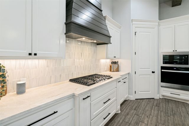 12000 Bella Vino Drive, Fort Worth, TX 76126