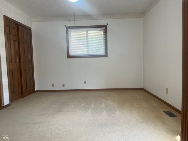 4221 Solun Road, Indianapolis, IN 46221