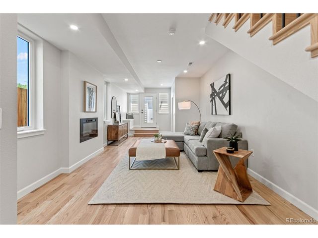 1052 N Knox Ct, Denver, CO 80204