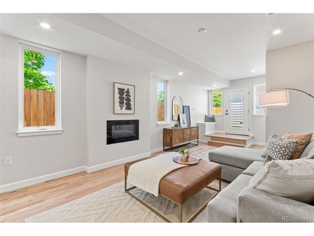 1052 N Knox Ct, Denver, CO 80204