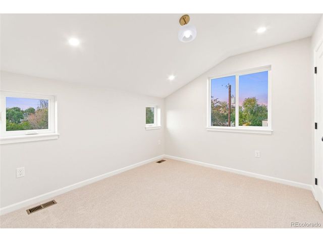 1052 N Knox Ct, Denver, CO 80204