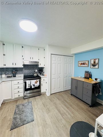 83 Geronimo Drive, St Albans, WV 25177