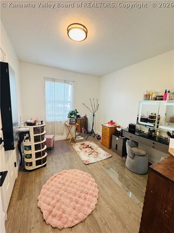 83 Geronimo Drive, St Albans, WV 25177