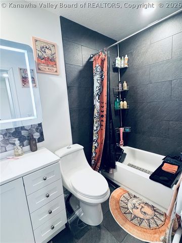 83 Geronimo Drive, St Albans, WV 25177