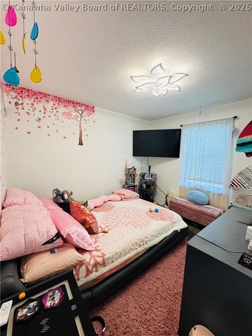 83 Geronimo Drive, St Albans, WV 25177