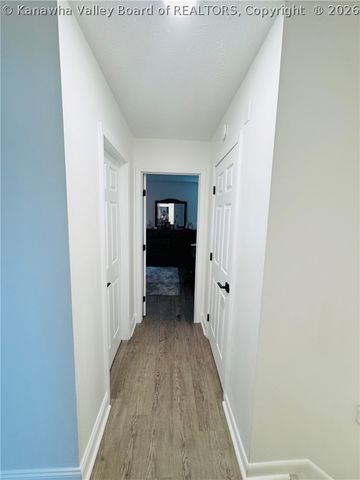 83 Geronimo Drive, St Albans, WV 25177