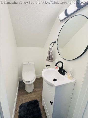 83 Geronimo Drive, St Albans, WV 25177