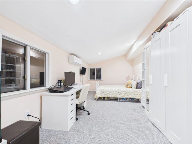 77 Fairfield Drive, North Kingstown, RI 02852