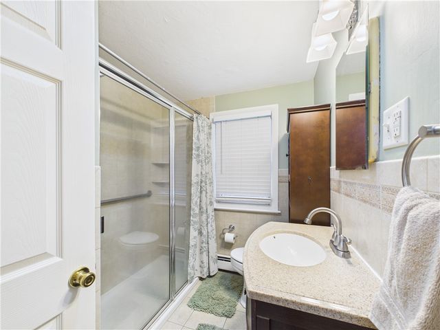 77 Fairfield Drive, North Kingstown, RI 02852