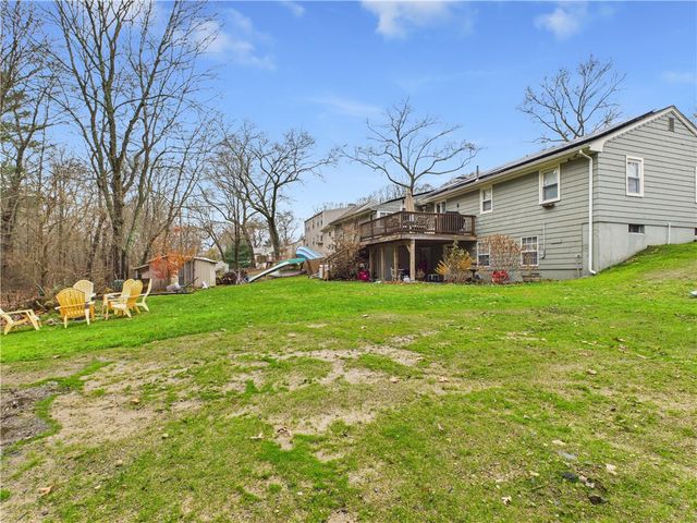 77 Fairfield Drive, North Kingstown, RI 02852