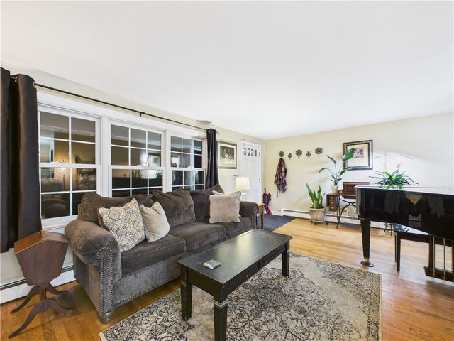 77 Fairfield Drive, North Kingstown, RI 02852