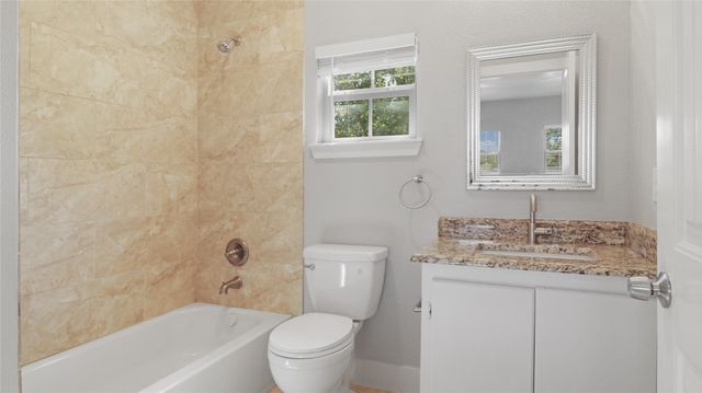 301 Mineral Wells, Terrell, TX 75160