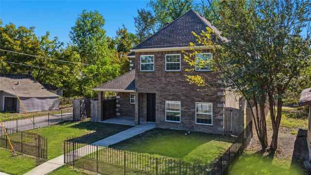301 Mineral Wells, Terrell, TX 75160